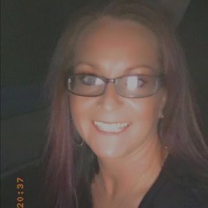 Meet your Posher, Deana